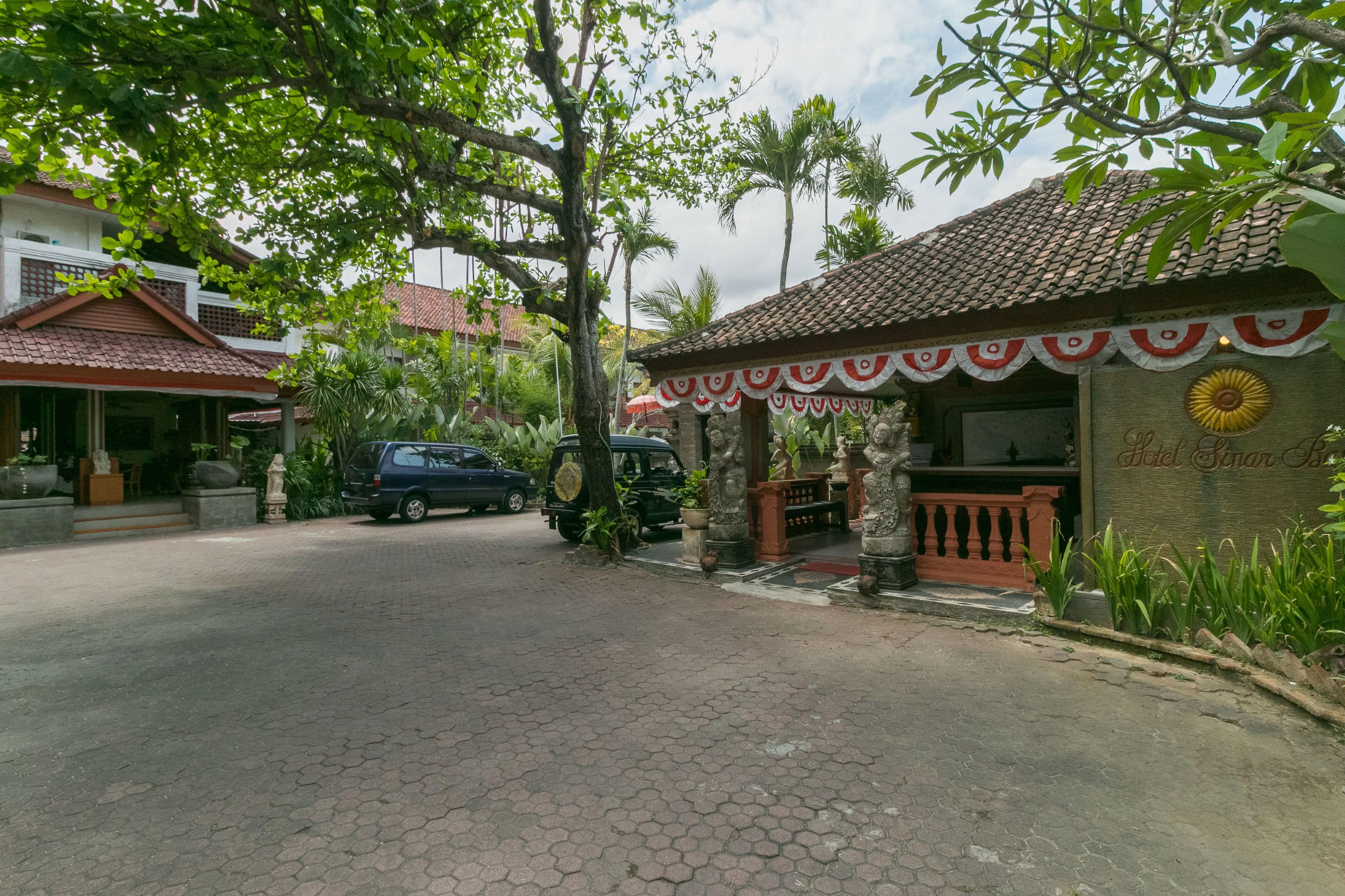 Hotel Sinar Bali Legian Exterior photo